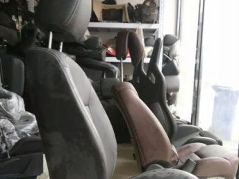 深圳汽車配件批發(fā)與二類機(jī)動車維修服務(wù)